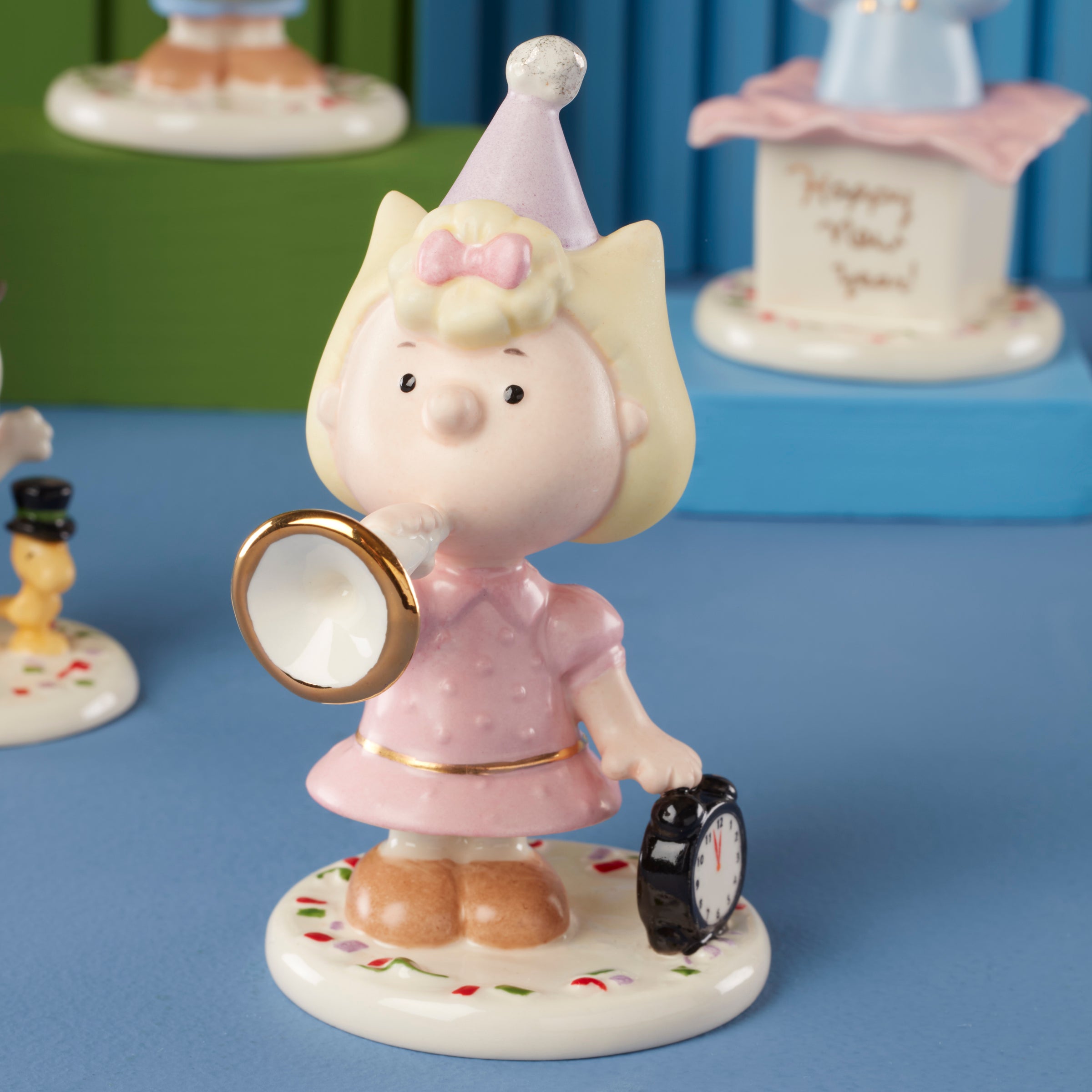 Peanuts 5-Piece New Year Figurine Set